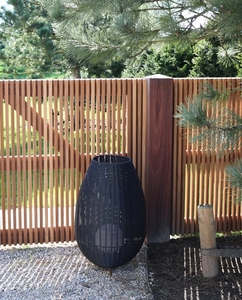 Lucide COLIN IP44 - wiederaufladbare Stehlampe Innen/Außen - Akku/Batterie - LED 3 StepDim - 1x3W 3000K - IP44 - Schwarz - Atmosphäre 1